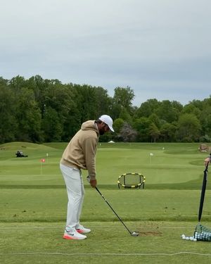 Image post by @taylormade_golf_japan on Instagram