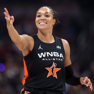 Image post by @cnnsport on Instagram