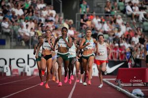 Image post by @jessicaahull on Instagram