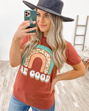 Image post by @shopfillyflair on Instagram