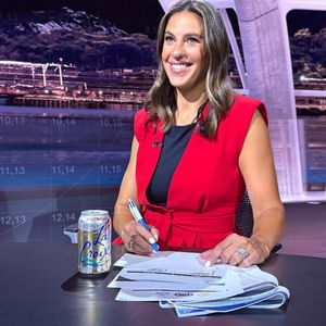 Image post by @carlilloyd on Instagram