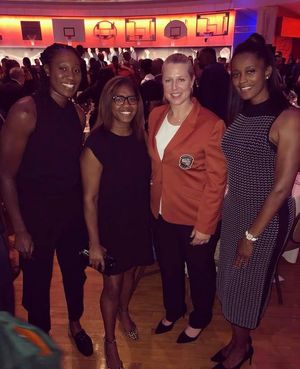Image post by @nyliberty on Facebook