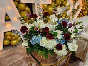 Image post by @flowergardenatl on Instagram