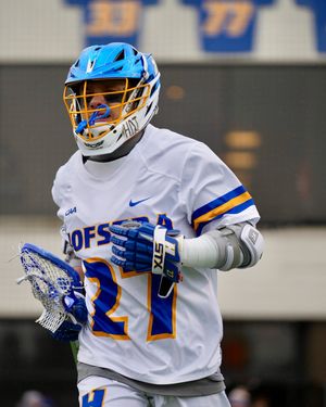 Image post by @hofstramlax on Instagram
