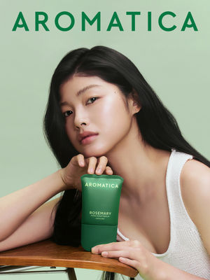 Image post by @esquire.korea on Instagram