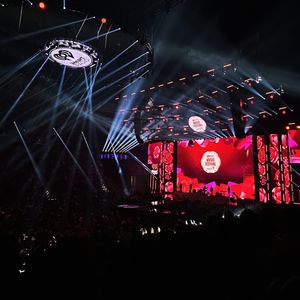 Image post by @sunny1065lv on Instagram