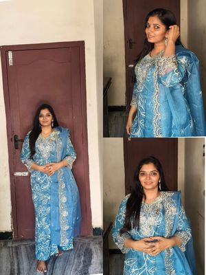 Image post by @viji_styles on Instagram