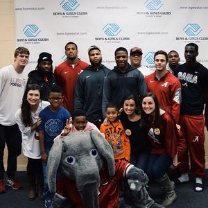 Image post by @uachiomega on Instagram