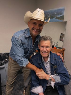 Image post by @frankraymusic on Instagram