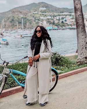 Image post by @piecesofonye on Instagram