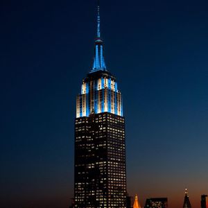 Image post by @empirestatebldg on Instagram