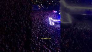 Video post by @twofriendsmusic on YouTube