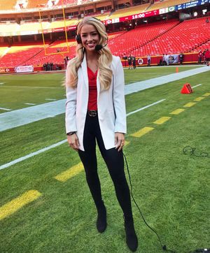 Image post by @hayleylewis_sports on Instagram