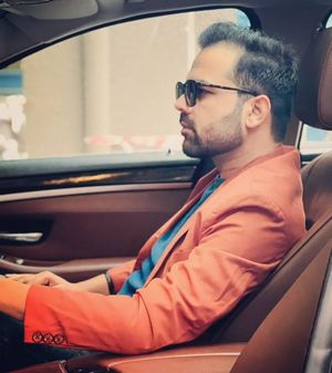 Image post by @mr.khiladi.11 on Instagram