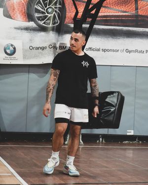 Image post by @coachdjv on Instagram