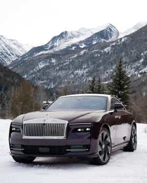 Image post by @rollsroycecarsna on Instagram