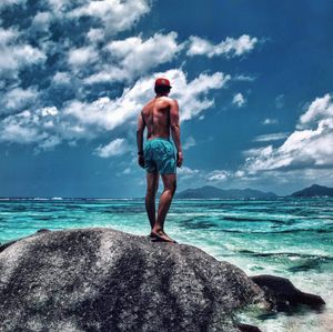 Image post by @mokelevine on Instagram