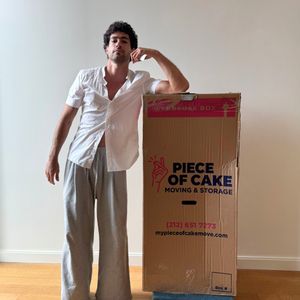 Image post by @pieceofcakemoving on Instagram
