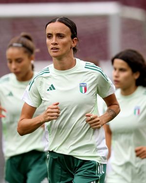 Image post by @azzurrefigc on Instagram