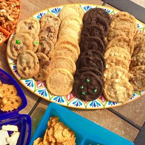 Image post by @insomniacookies on Instagram