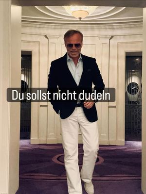 Image post by @clubderklarenworte.de on Instagram