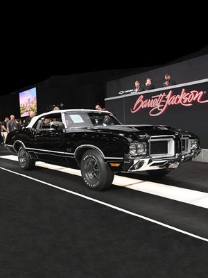 Video post by @barrettjacksontv on TikTok