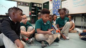 Image post by @miamischools on Facebook