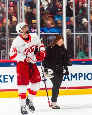 Image post by @cornellmhockey on Instagram