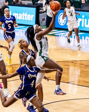 Image post by @charlottewbb on Instagram