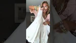 Video post by @shop.with.caroline on YouTube