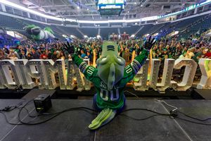 Image post by @fl_everblades on Instagram
