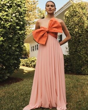 Image post by @dillards on Instagram