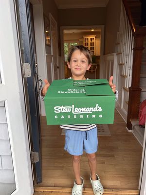 Image post by @stewleonards on Instagram
