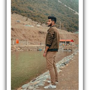 Image post by @humayunkhaan on Instagram