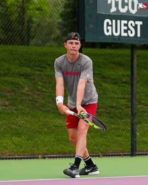 Image post by @razorbackmtennis on Instagram
