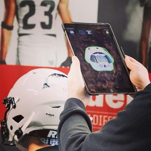 Image post by @riddellsports on Instagram