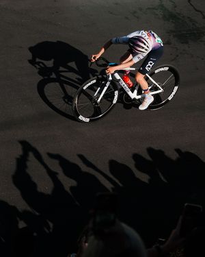 Image post by @letourfemmes on Instagram