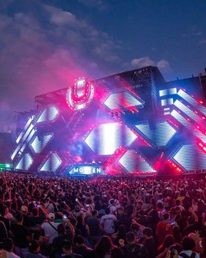 Image post by @ultra on Instagram
