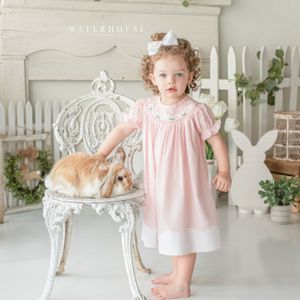 Image post by @waterhousestudios on Instagram