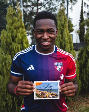 Image post by @fcdallas on Instagram