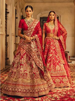 Image post by @ambika_fashion_kolkata on Instagram