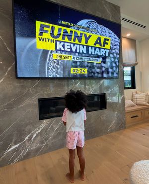 Image post by @kevinhart4real on Instagram