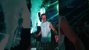 Video post by @armadamusictv on YouTube