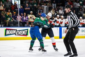 Image post by @ColoradoEagles on Twitter