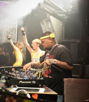 Image post by @marqueelv on Instagram
