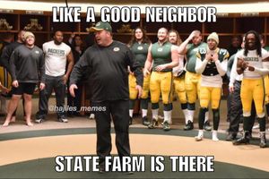 Image post by @nflmemeguy on Instagram