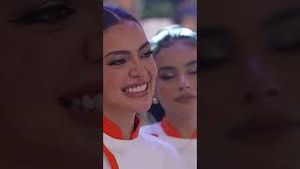 Video post by @telemundo on YouTube
