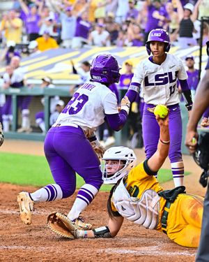 Image post by @lsusoftball on Instagram