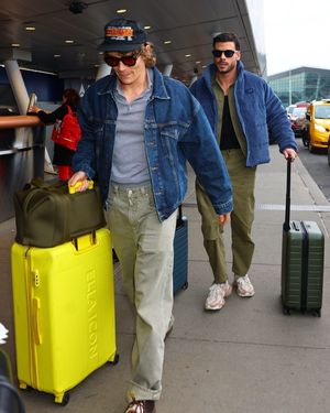 Image post by @people on Instagram