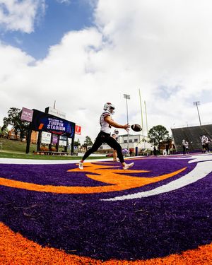 Image post by @uiw_football on Instagram